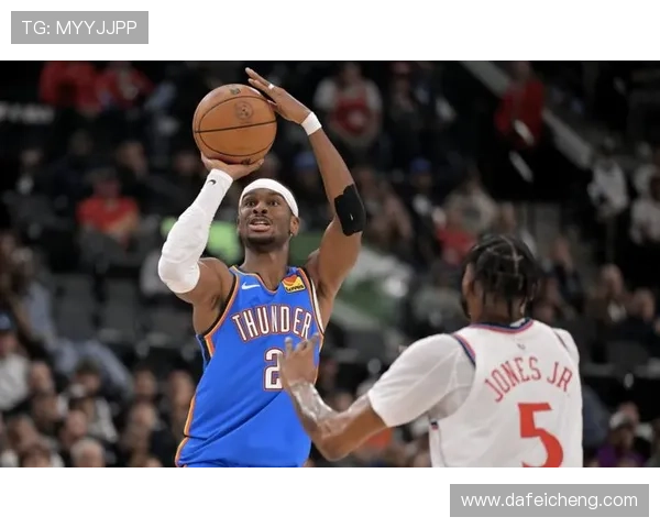 亚历山大轰下30分12助攻率雷霆大胜快船强势豪取八连胜佳绩